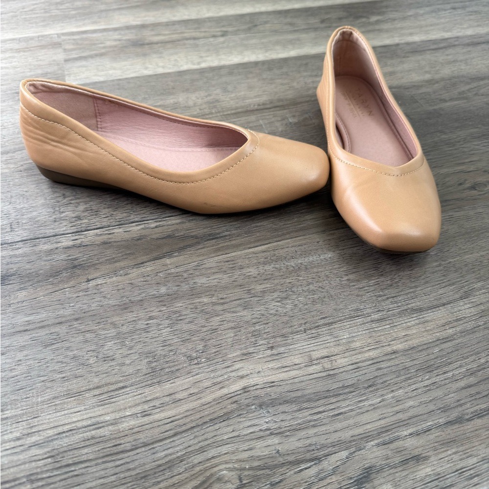 Taryn Rose Beige Loafers